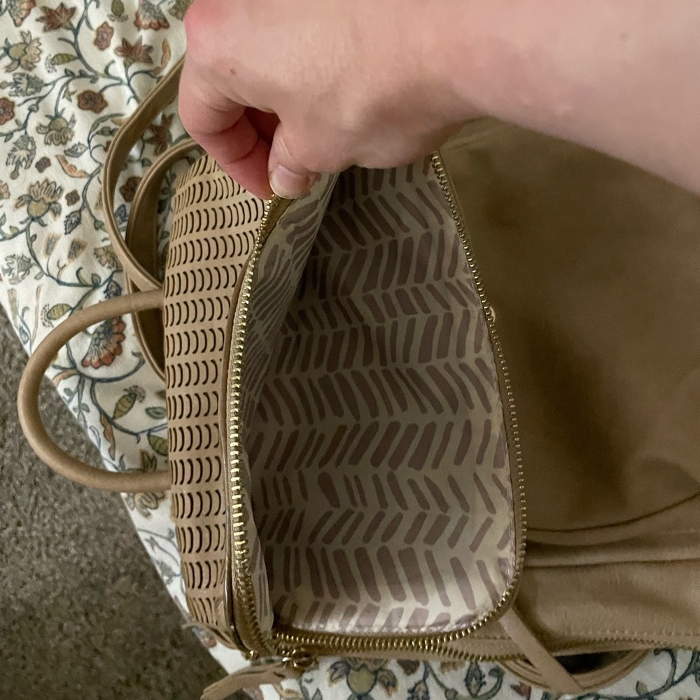 Stylish Tan Handbag